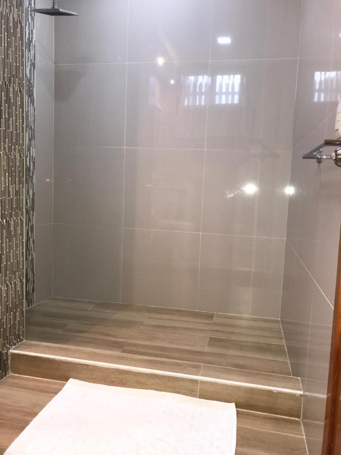 Galapagos Isabela Hotel Loja بْوُرتو فيلاميل المظهر الخارجي الصورة