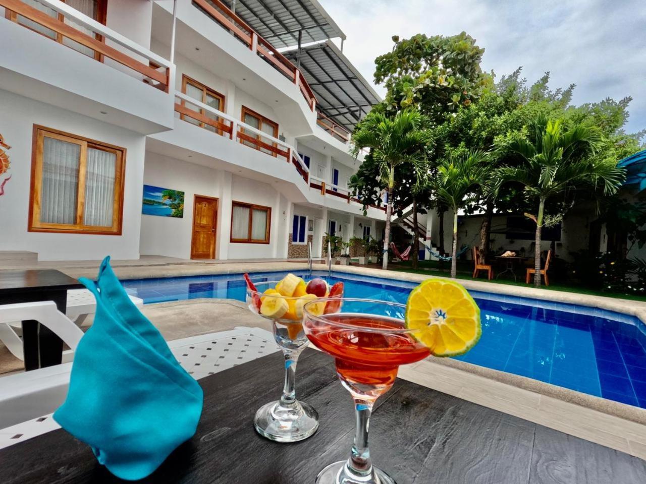 Galapagos Isabela Hotel Loja بْوُرتو فيلاميل المظهر الخارجي الصورة