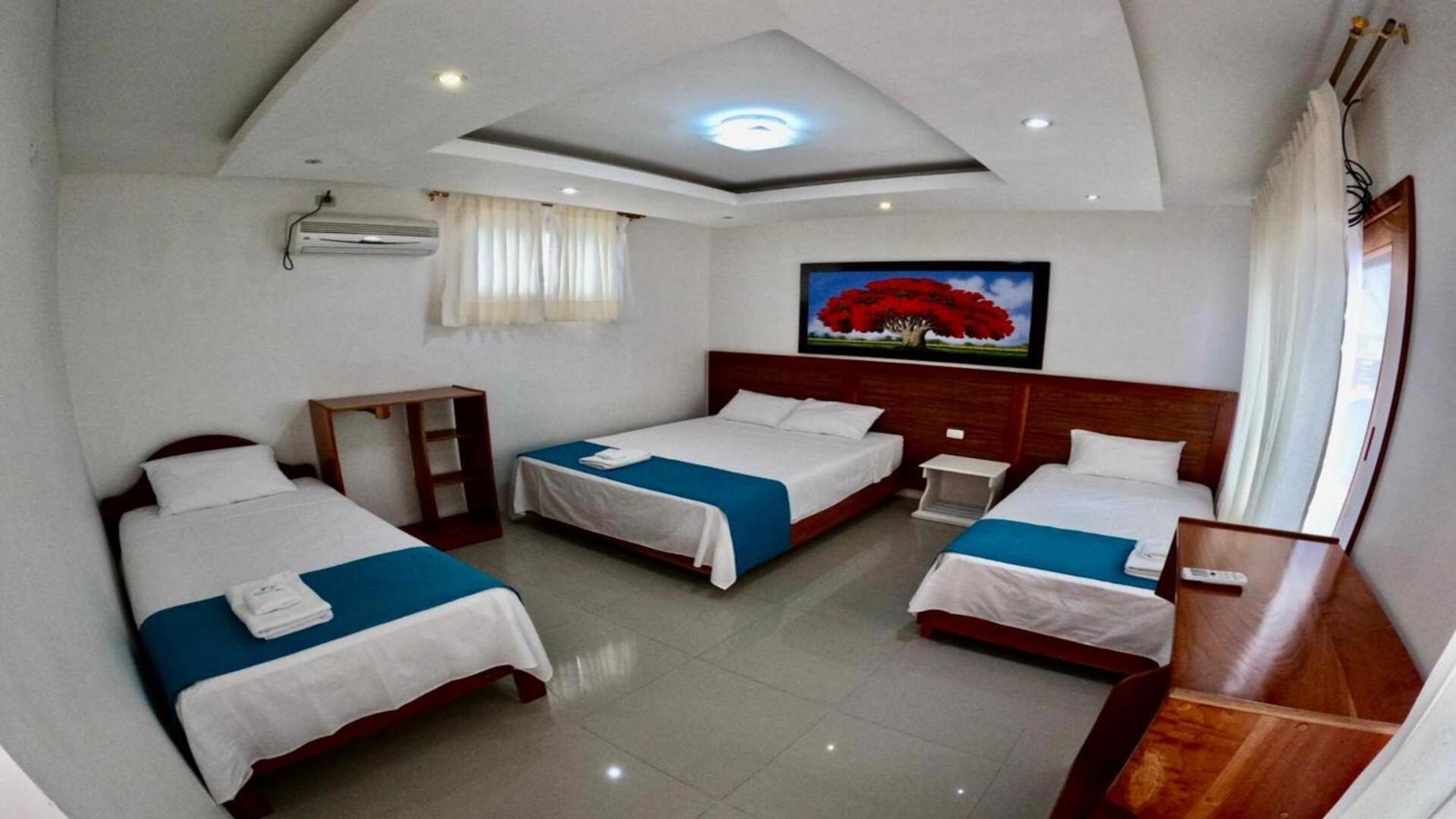 Galapagos Isabela Hotel Loja بْوُرتو فيلاميل المظهر الخارجي الصورة