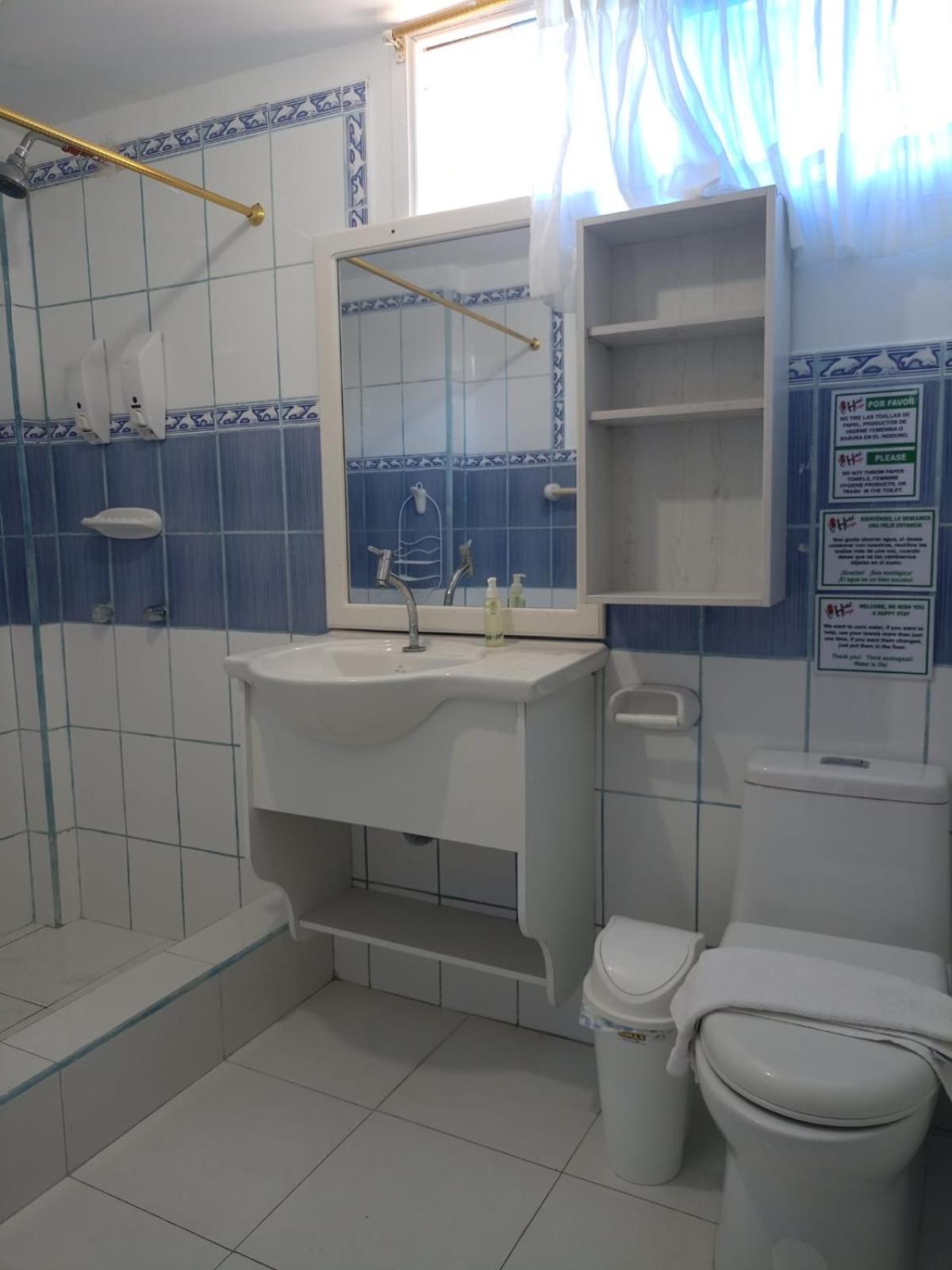 Galapagos Isabela Hotel Loja بْوُرتو فيلاميل المظهر الخارجي الصورة