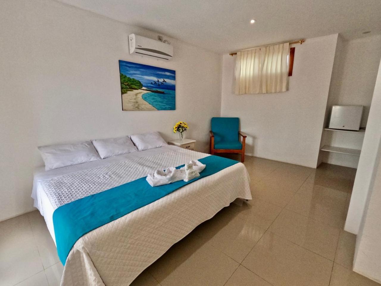 Galapagos Isabela Hotel Loja بْوُرتو فيلاميل المظهر الخارجي الصورة