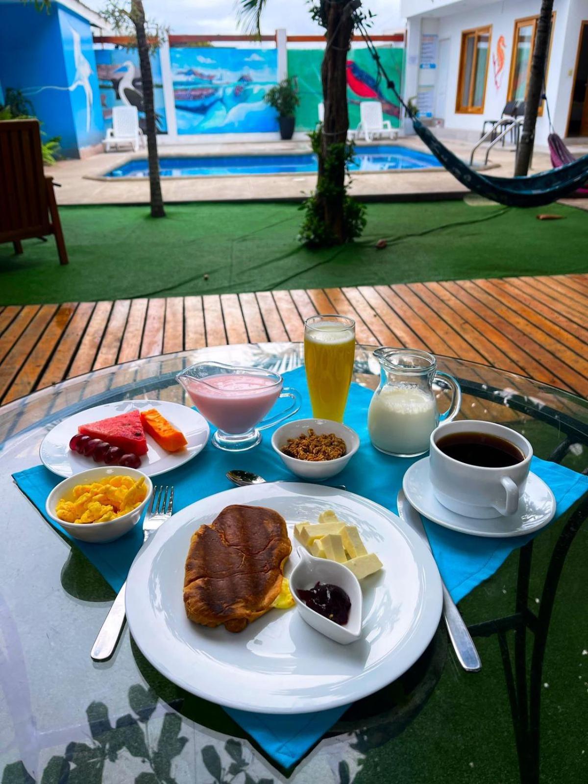 Galapagos Isabela Hotel Loja بْوُرتو فيلاميل المظهر الخارجي الصورة